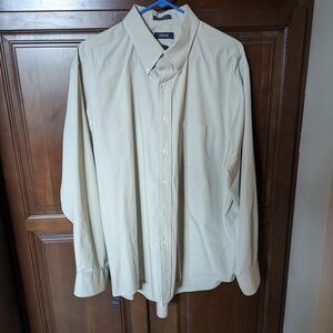 IZOD Men's Cream Shirt